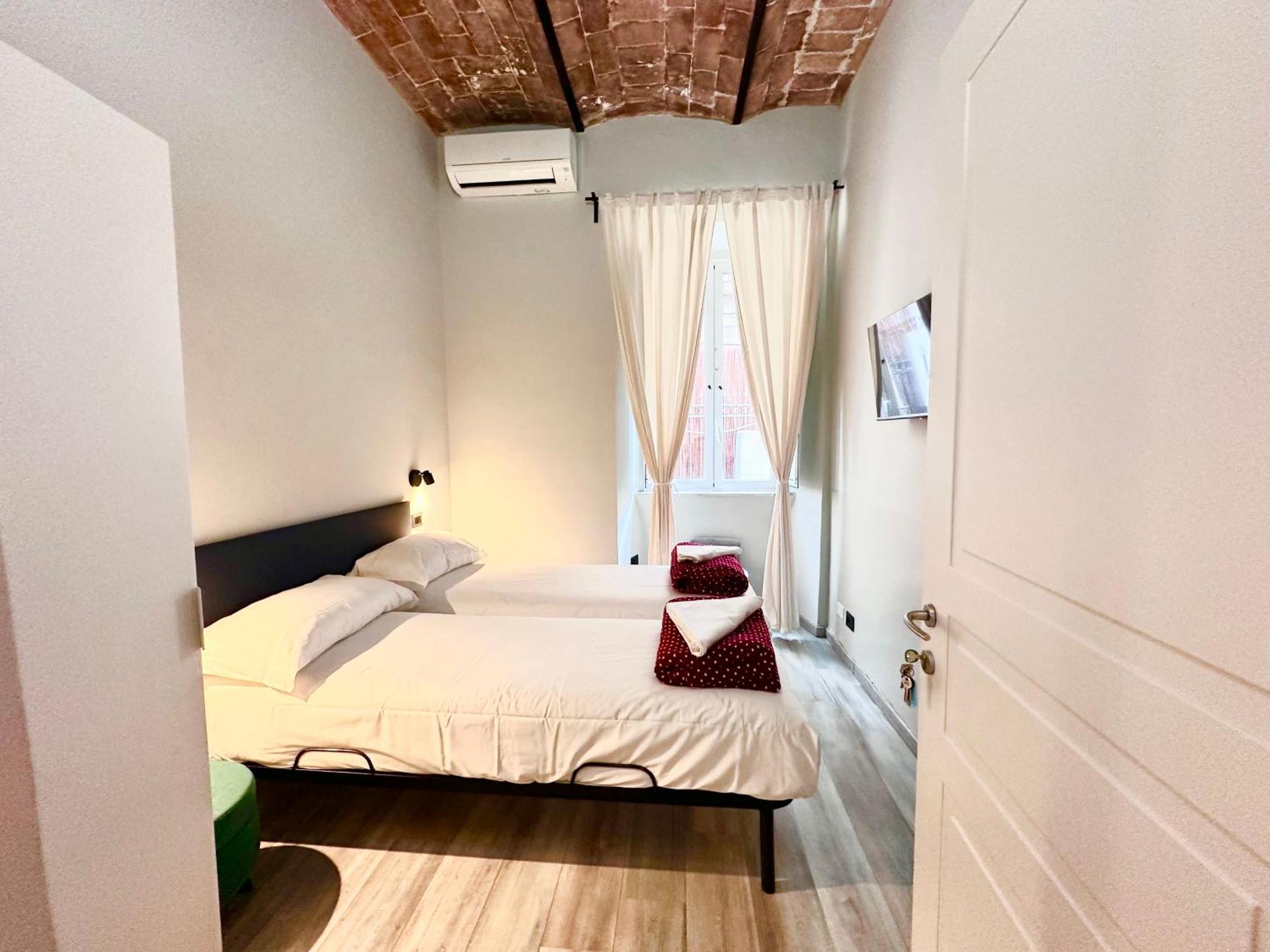 Roman Holidays Екстериор снимка