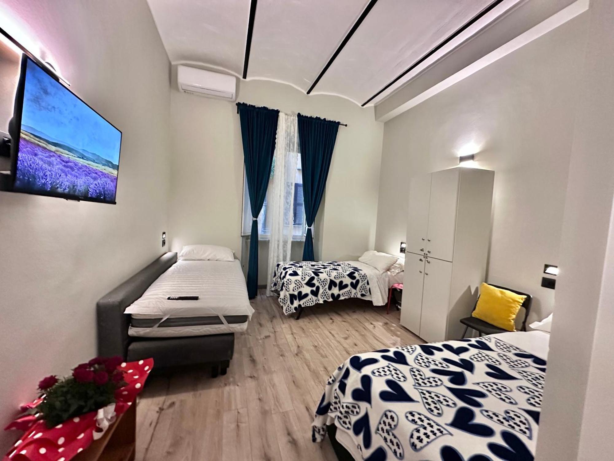 Roman Holidays Екстериор снимка