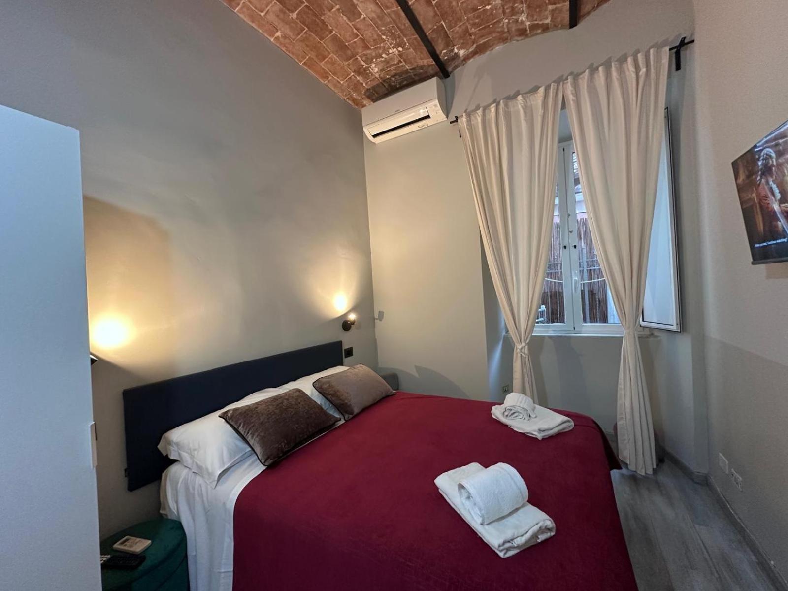 Roman Holidays Екстериор снимка