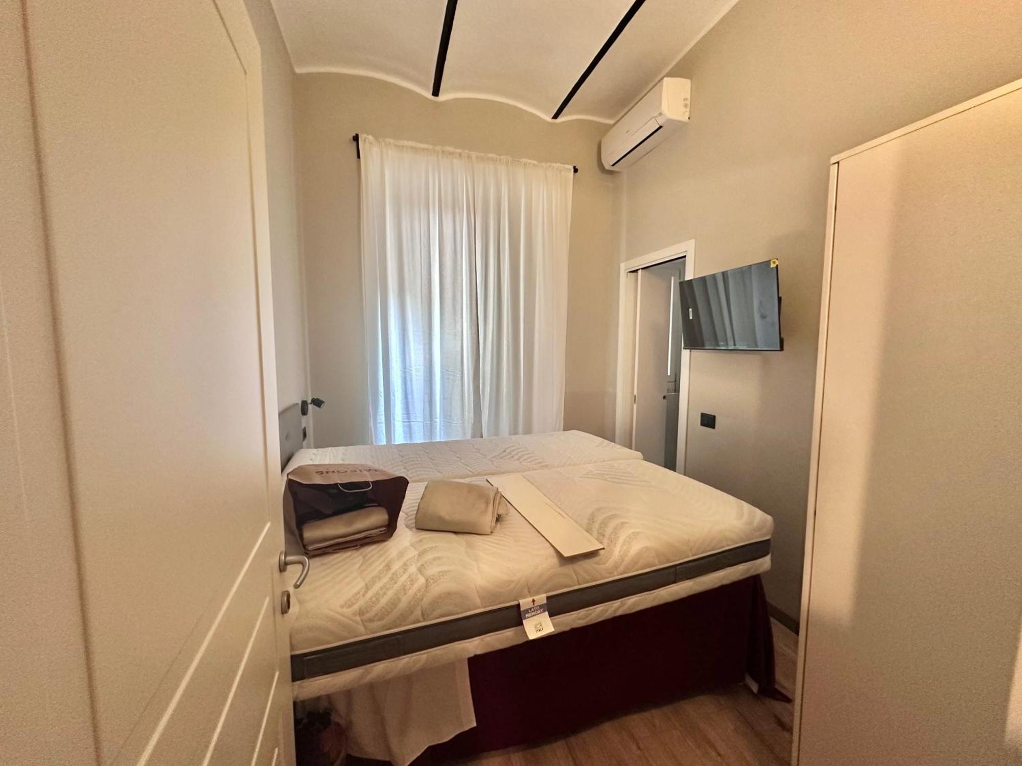 Roman Holidays Екстериор снимка